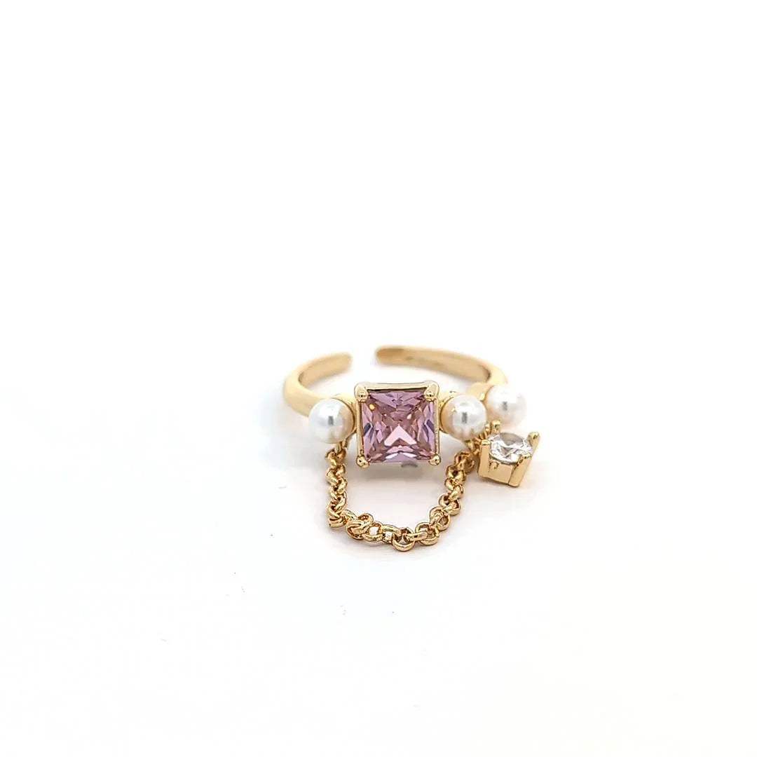 Ring met roze kristal 3 parels en kettinkje - Casa Jadel