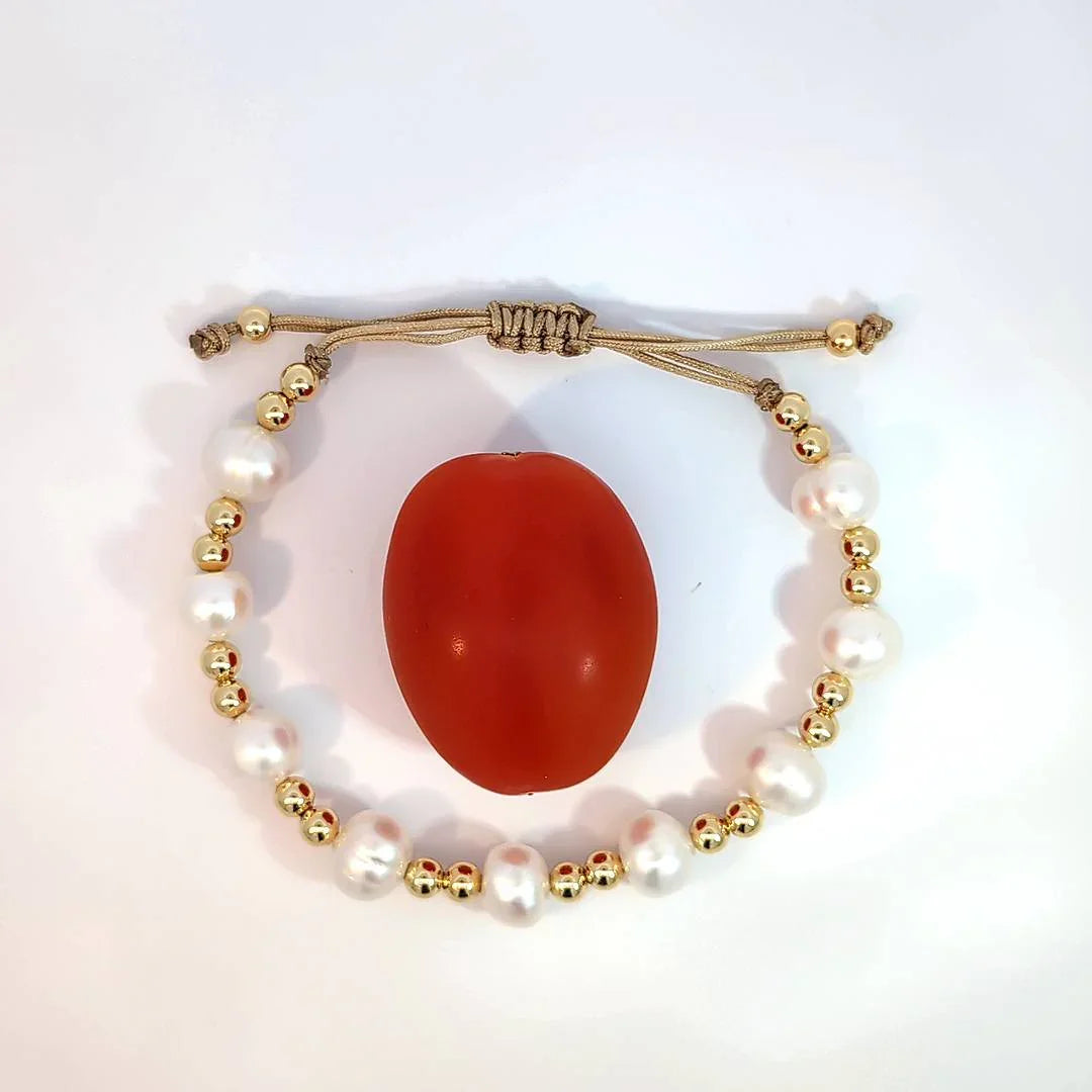 Verstelbare armband met grote parels en goud kraaltjes - Casa Jadel