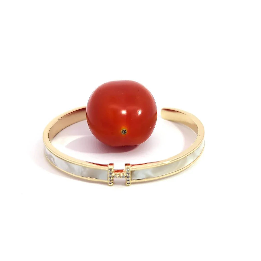 Bangle gouden armband met parelmoer - Casa Jadel