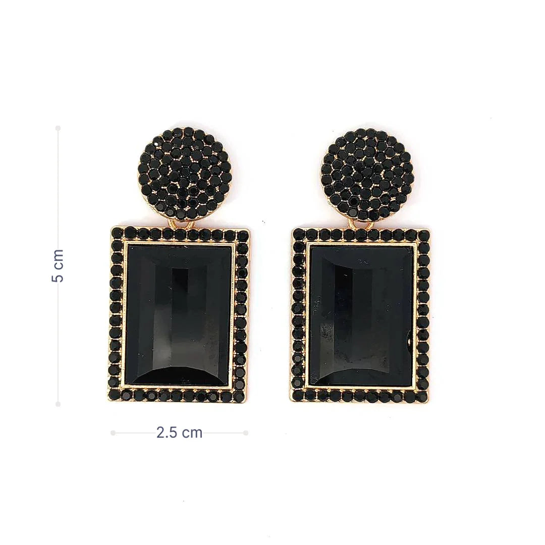Oorknopjes met hanger een rond vlak en een spiegelde rechthoek afgezet met zwarte strass - Casa Jadel
