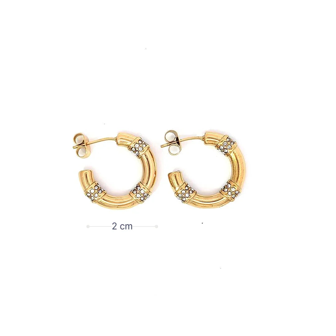 Open gouden oorringen met 3 keer strass rondom - Casa Jadel