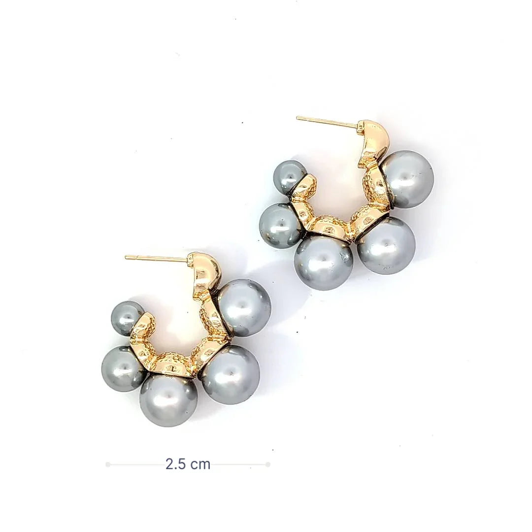Open gouden oorringen met 5 grijze parels - Casa Jadel