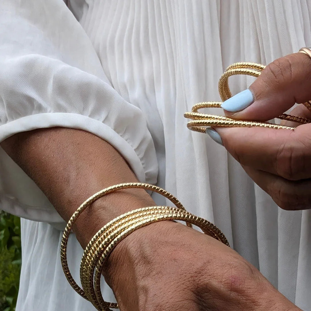 Tien dunne bangle armbanden - Casa Jadel