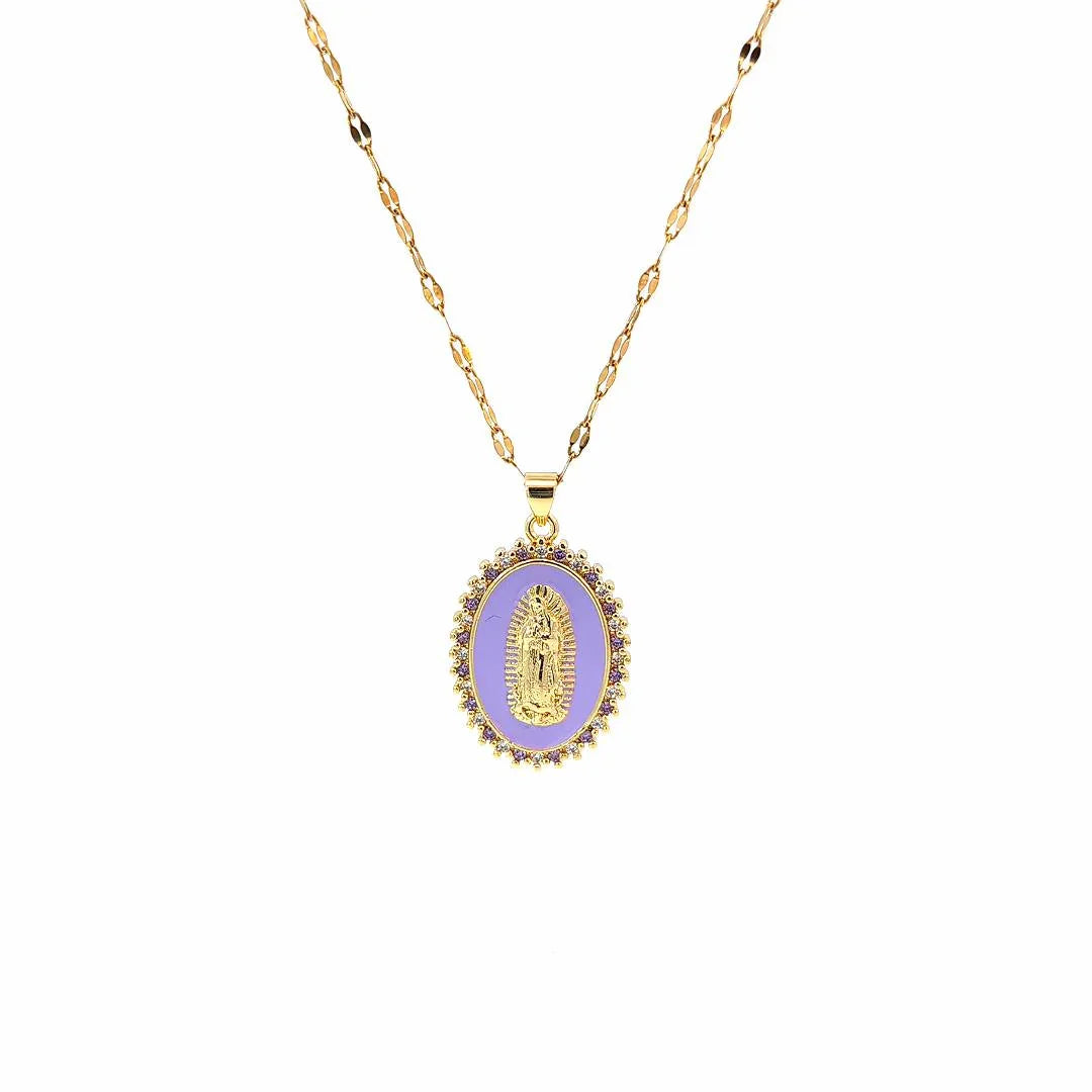Ketting goud met statement paars hanger heilige - Casa Jadel