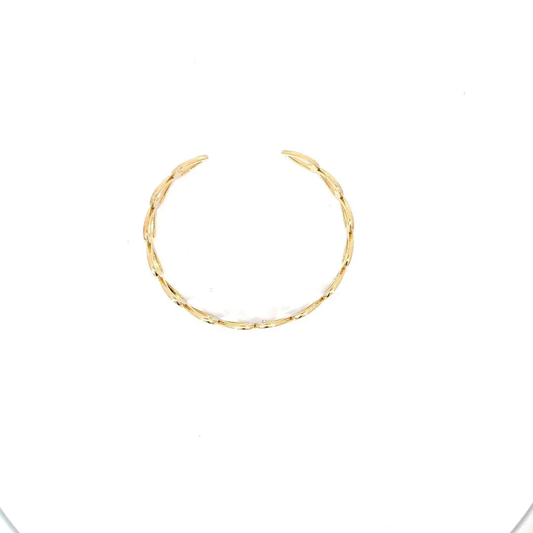Bangle armband goud met rondom hartjes - Casa Jadel