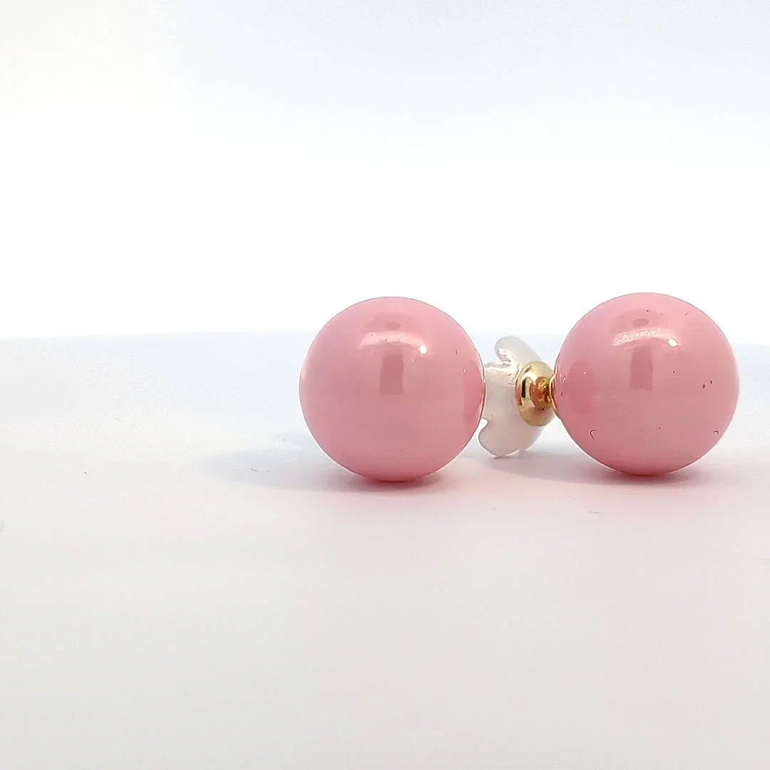 Oorknopjes roze parelmoer bal met wit parelmoer bloemetje - Casa Jadel