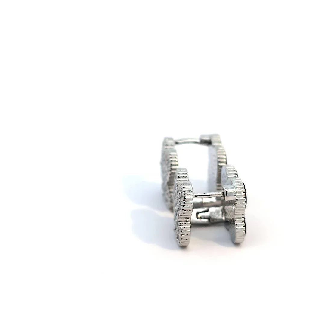 Clover oorknopjes zilver met zwart andere kant met kleine witte kristallen - Casa Jadel