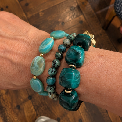 Groene statement armbanden set met marble & natuursteen kralen