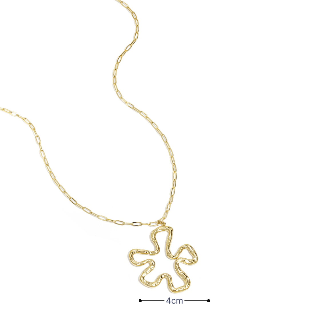 Lange goudkleurige ketting met bloem hanger van Casa Jadel met maat