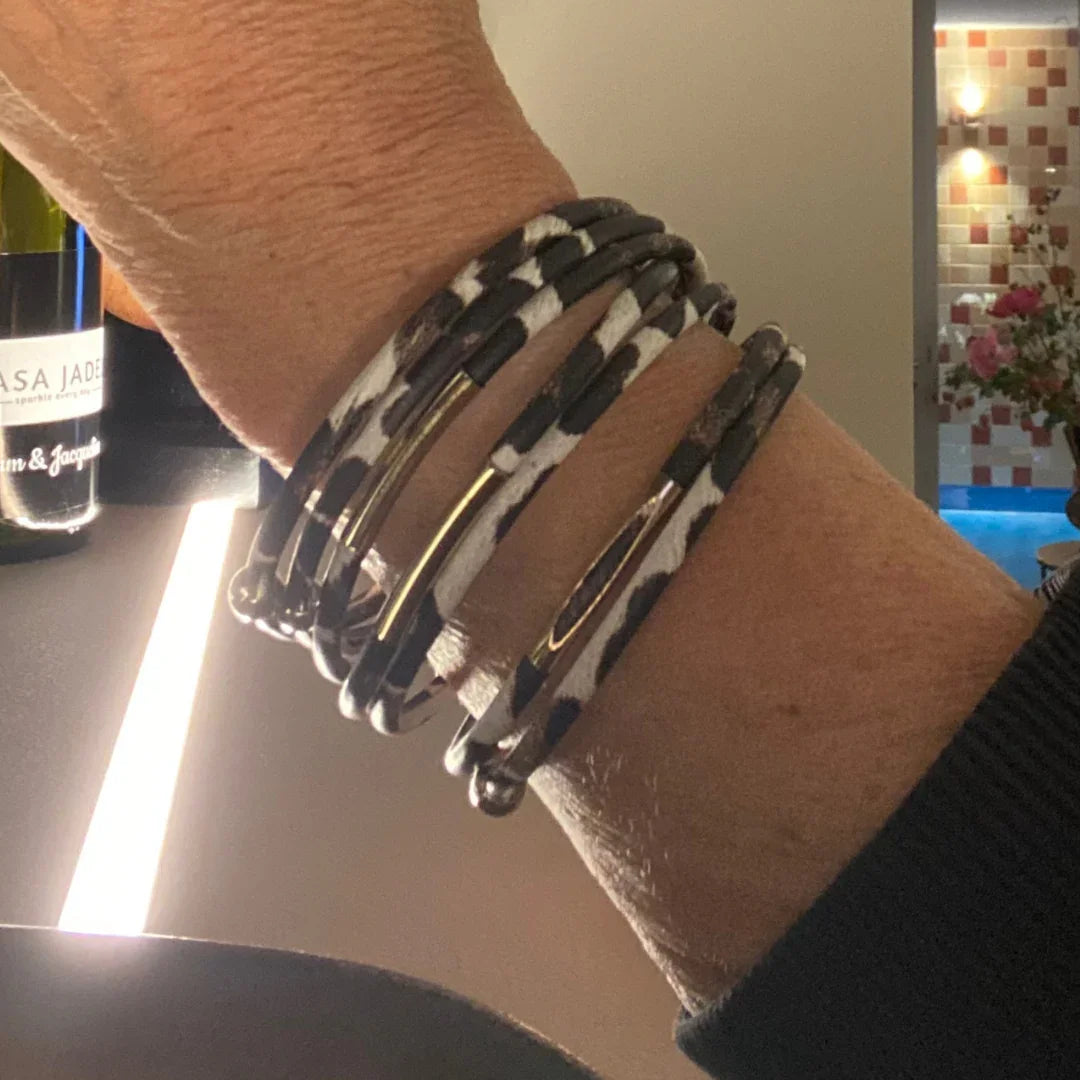 7-delige lederen armband met grijze panterprint - Casa Jadel
