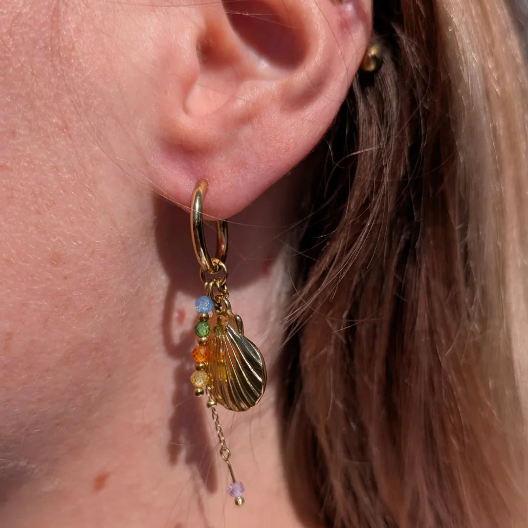 Gouden oorringetjes met schelp multicolor kraaltjes - Casa Jadel