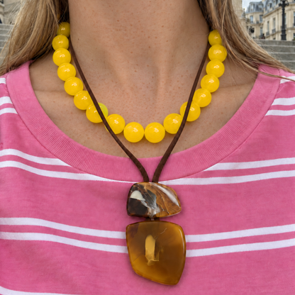 Gele grote kralenketting neon