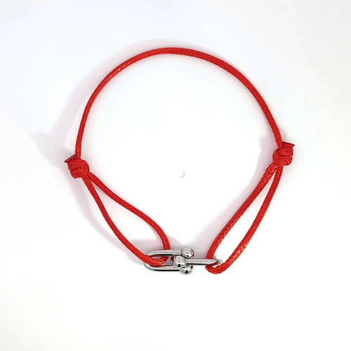 Rood koord armbandje met zilveren dubbele bedels