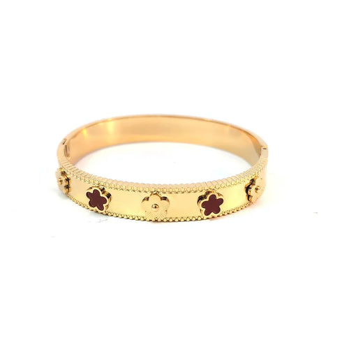 Bangle armband goud met bloemetjes donker rood