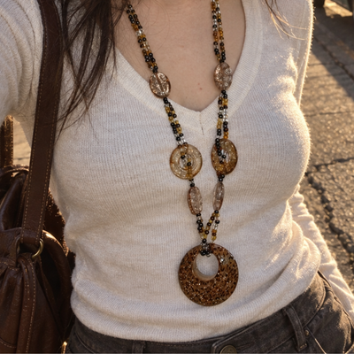 Amber lange mixed statement ketting met panterprint