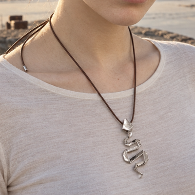 Bruine lange koordketting met zilveren slang squared