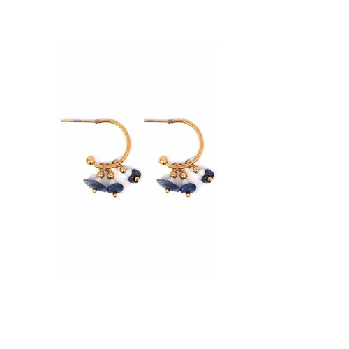 Open gouden oorringetje met 3 hangertjes met licht en navy blauw