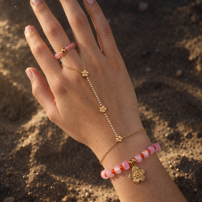 Handchain met bloemen en natuursteen set | handchain, armband en ring