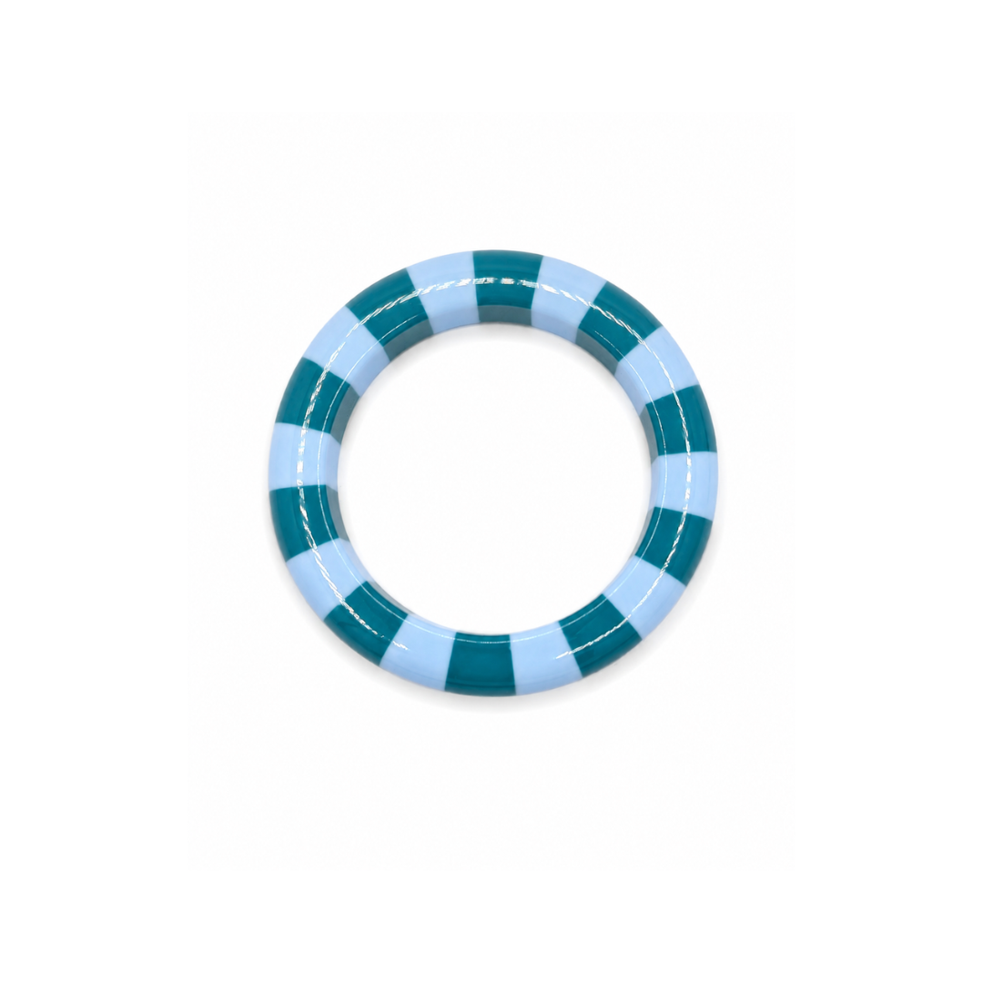 Blauw gestreepte bangle armband Candy met glossy afwerking Casa Jadel