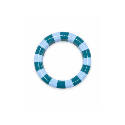 Blauw gestreepte bangle armband Candy met glossy afwerking Casa Jadel