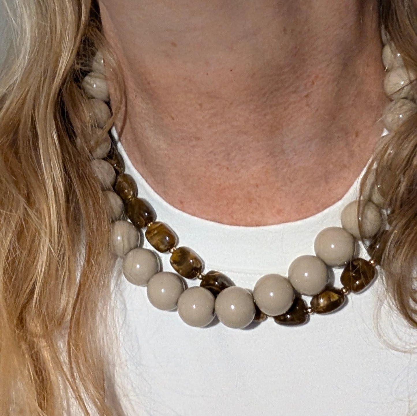 Beige grote kralenketting