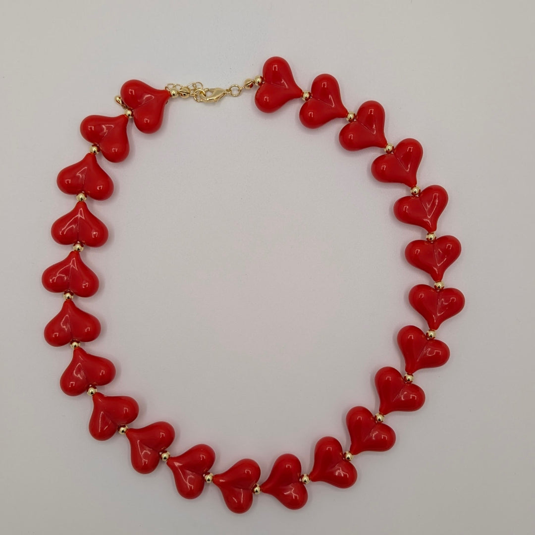 Rode hartjes kralenketting