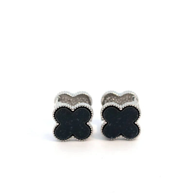 Clover oorknopjes zilver met zwart andere kant met kleine witte kristallen