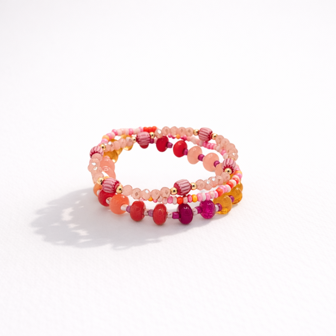 Roze 3-delige armbandenset Ada met facetkralen en goudaccenten
