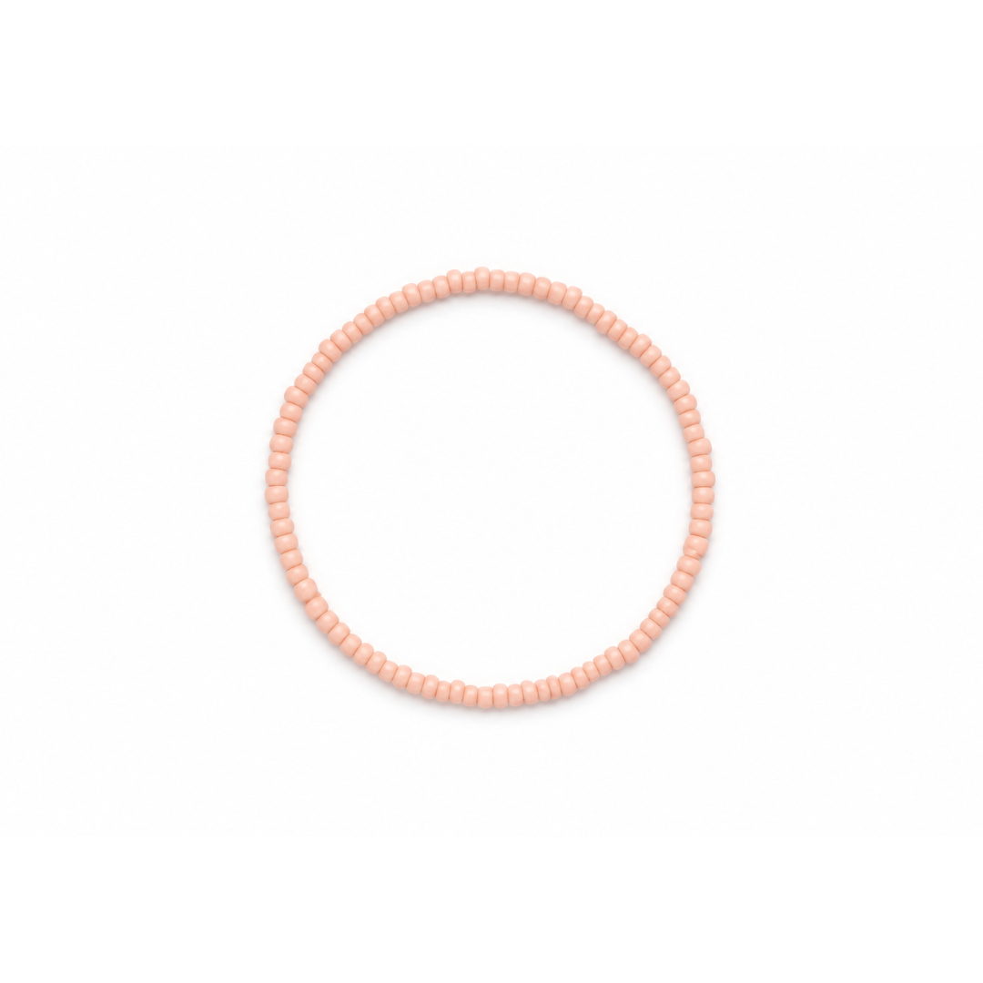 Babyroze kleine kralenarmband Saar met fijne roze kralen