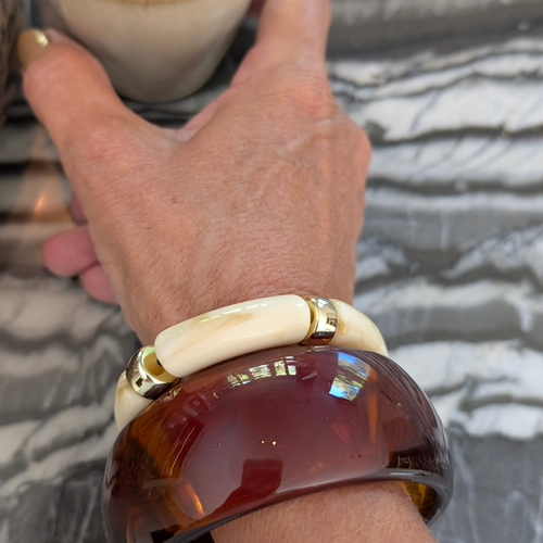 Brede bruine gemarmerde bangle armband