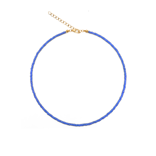 Blauwe kleine kralenketting Saar dames minimalistische ketting Casa Jadel