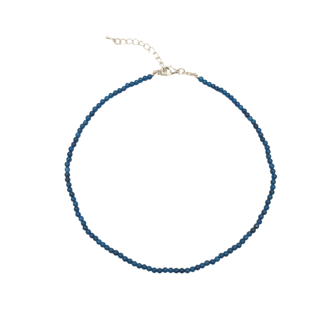 Blue Apatite natuursteen kralenketting met fijne blauwe kralen en zilverkleurige sluiting