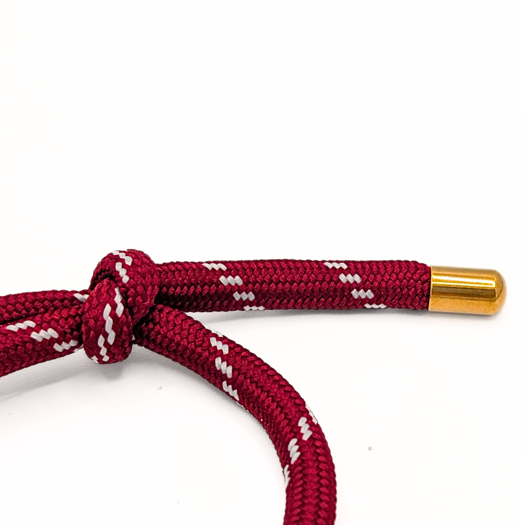 Bordeauxrode rope armband met verstelbare knoopsluiting