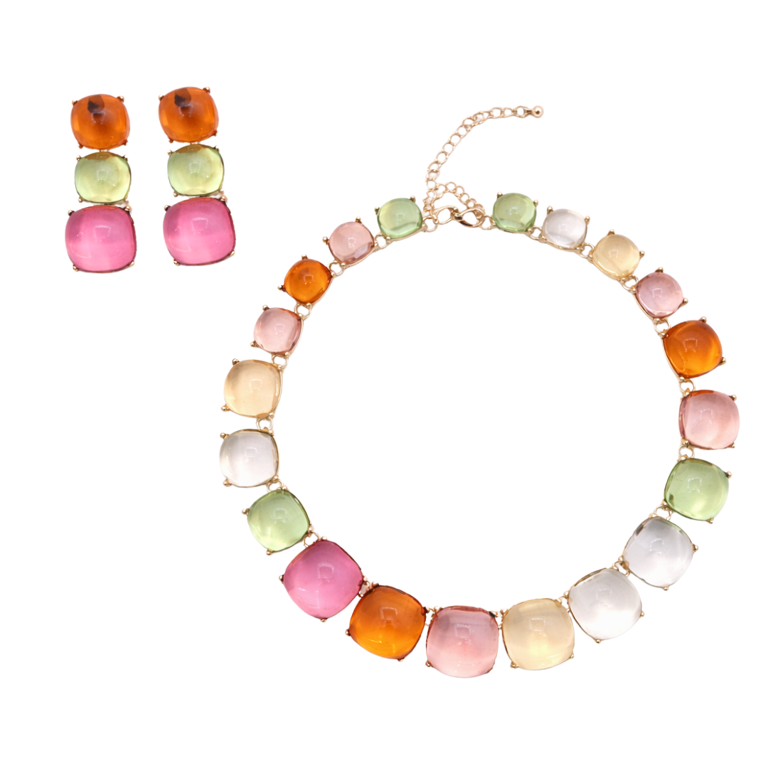 Cabochon sieradenset pastel met ketting en oorbellen gekleurd. Casa Jadel