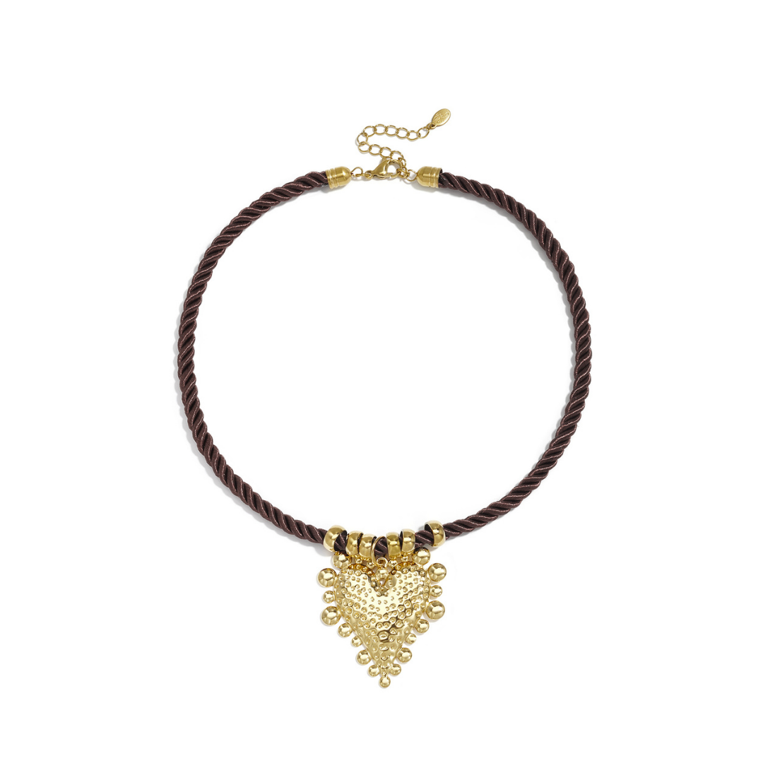Donkerbruine rope ketting met grote goudkleurige hartbedel en verstelbare sluiting