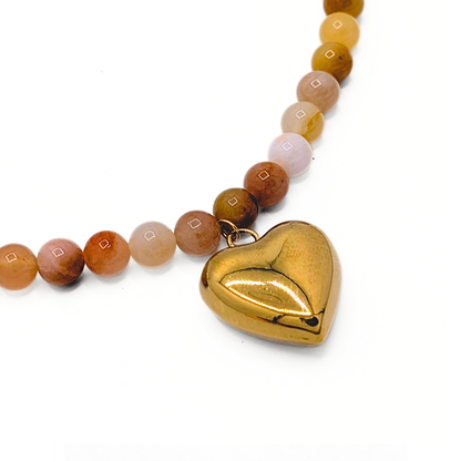 Gele aventurijn kralenketting met goud hartje dames ketting natuursteen Casa Jadel