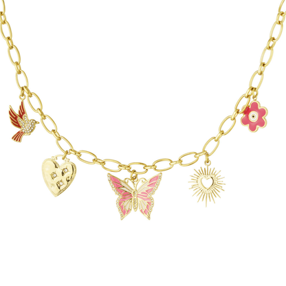 Gouden schakelketting met roze vlinder, hartbedels, vogel, bloem en zonhart bedel, kleurrijke statement ketting voor dames.