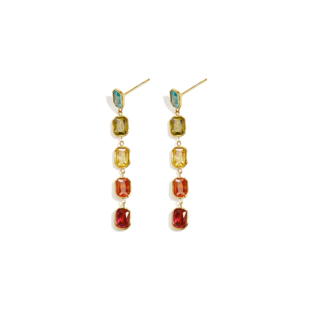 Gouden lange statement oorbellen met turquoise gele oranje en rode strass stenen
