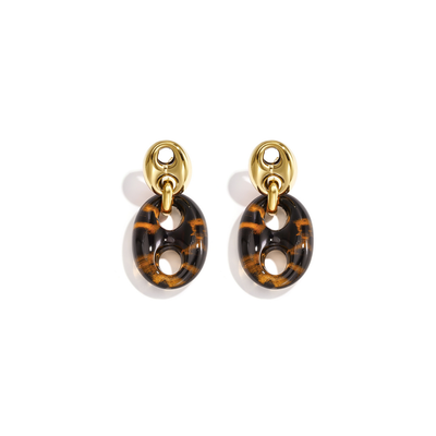 Gouden oorbellen met amber bruine bean