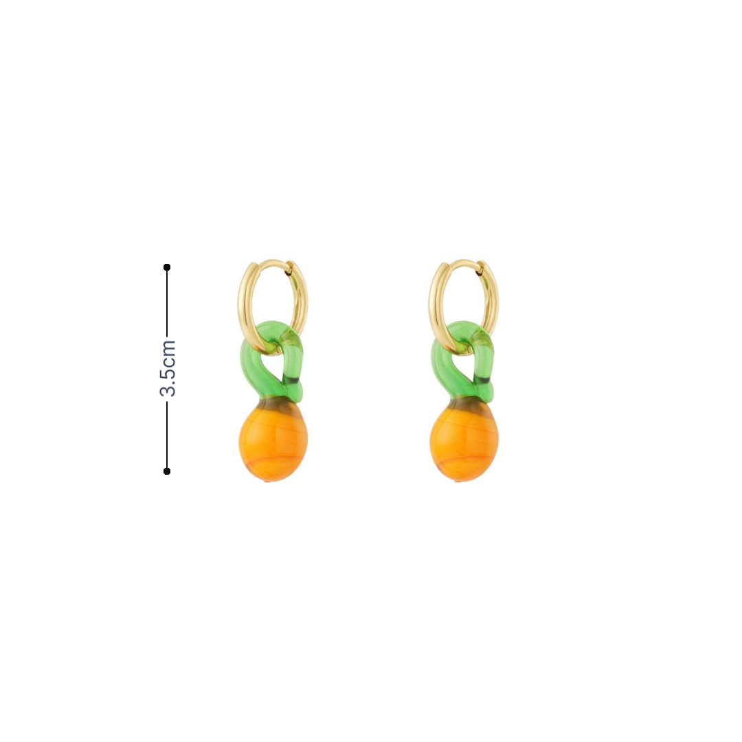 Gouden oorbellen met sinaasappel bedel in groen en oranje voor dames met afmeting.