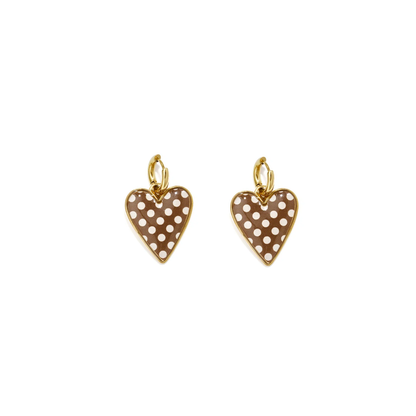 Gouden oorringen met bruine polkadot hartjes en witte stippen