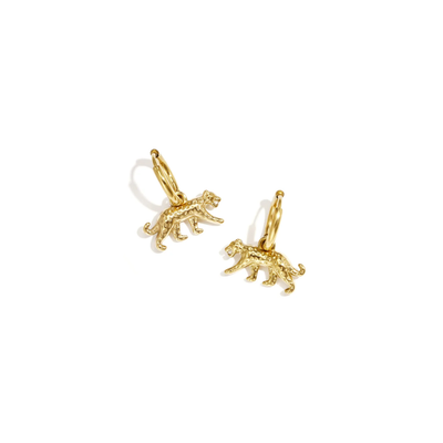 Gouden oorringen met panter bedels
