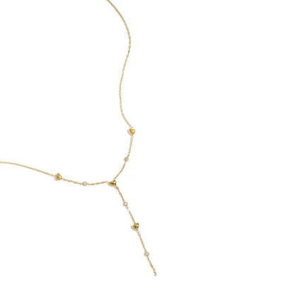 Gouden Y lijn ketting met hartjes en strass van Casa Jadel