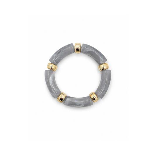 Grijze tube armband met marble tubes en goudkleurige details.