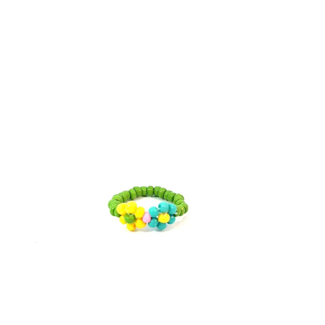 Kraaltjes ring groen met 2 bloemetjes - Casa Jadel