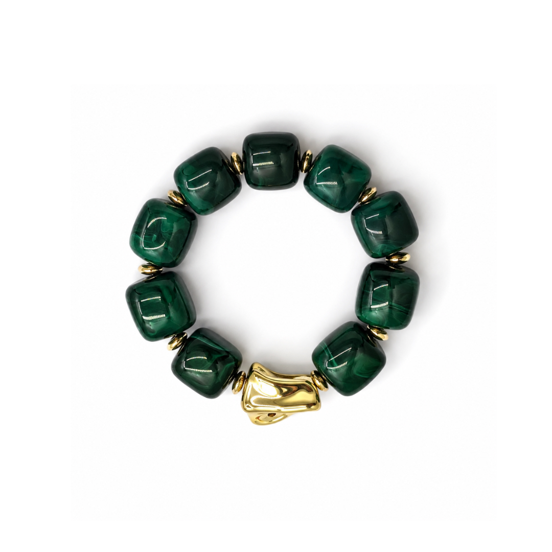 groene chunky kralenarmband met gemarmerde kralen en gouden kraal van Casa Jadel