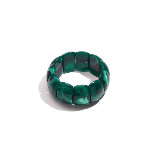 Groene statement armband met grote brede gemêleerde kralen