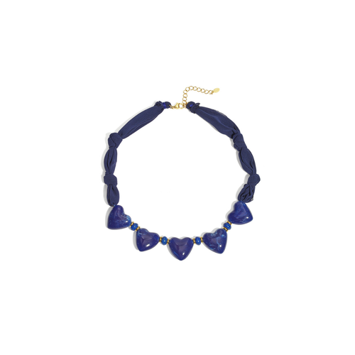 Grote blauwe hartjes kralen ketting