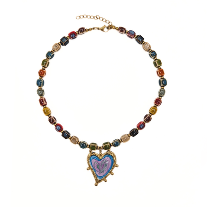 Keramiek kralenketting met groot hart en multicolor kralen
