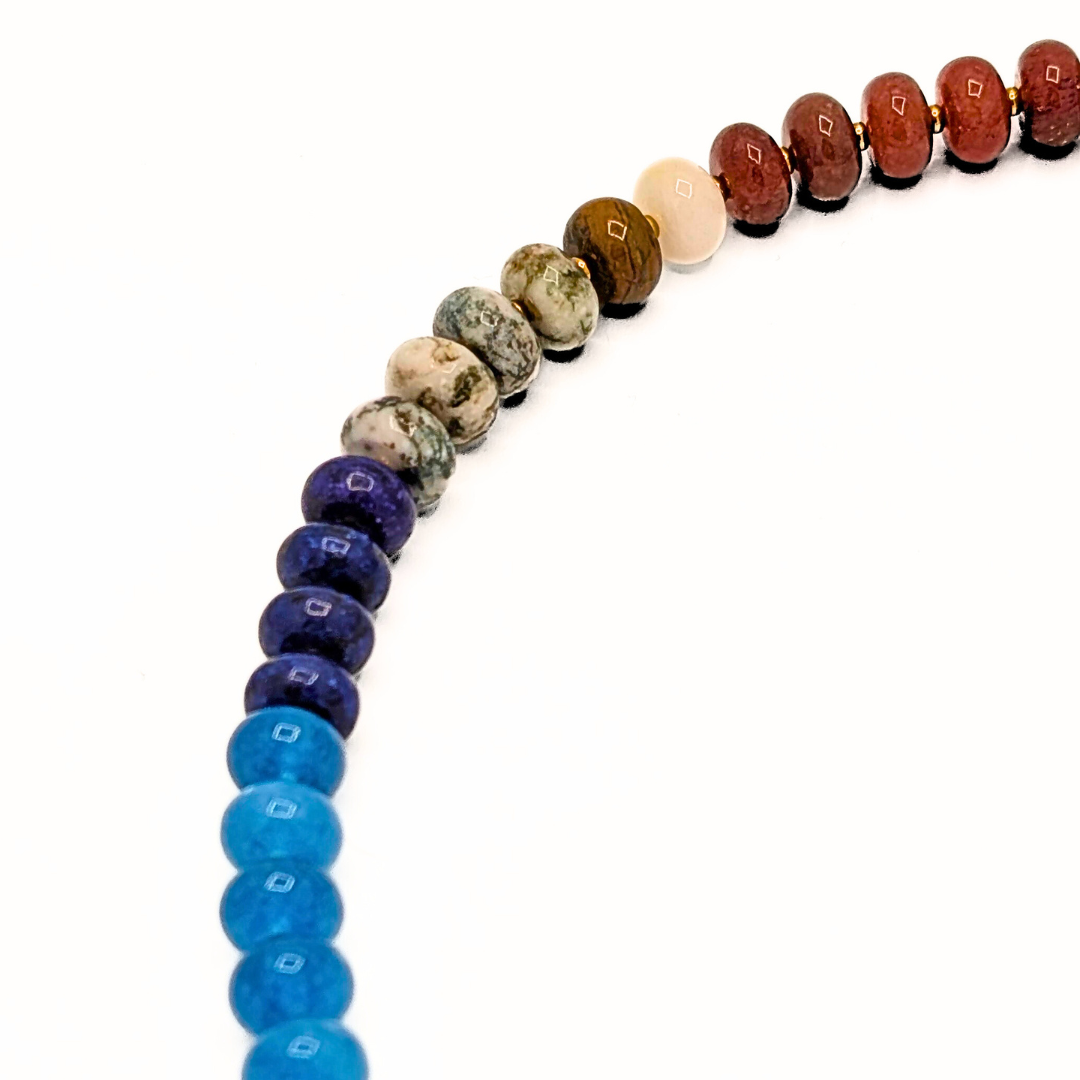 Kleurrijke Ibiza kralenketting met vis hanger